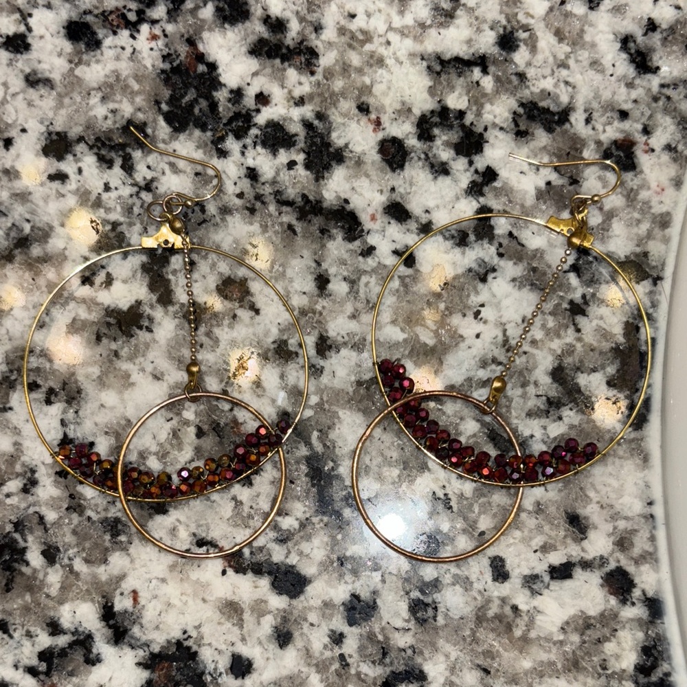Chic Gold and Red Beaded Hoop Earrings
